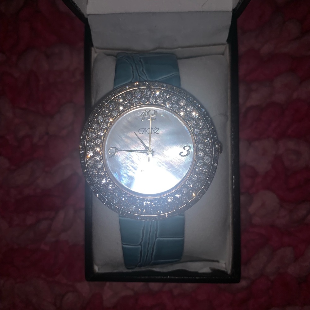 Watch - Caché - Picture 4 of 6